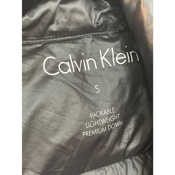 Calvin Klein Black Packable Down Puffer Jacket Size Small - Picture 5 of 12